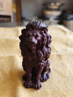 Brown Lion Resin Figurine Home Decor